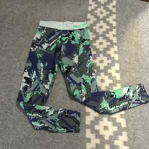 Nike pro Hyperwarm leggings